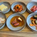 돌삐 돌솥비빔밥 이미지