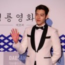 [공식]김우빈 측 "청룡영화상 시상자 참석", 암투병 2년 6개월만 복귀 이미지