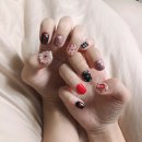 전포 네일샵 린지네일에서 연말에 어울리는 홀리데이 네일아트 이쁘게 받고 왔습니다!