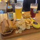 낮달 - 울주군 구영로 216-3 | [합정 맛집] 독일 맥주와 안주가 맛있는 낮달 방문후기