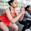 홈트 근력운동 이미지