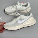 나이키 런닝화 레볼루션 에어맥스 이미지