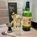 솔잎향기 | 하쿠슈 12년(Hakushu 12 Years Old) 솔직 후기: 청량한 솔잎과 풋사과, 숲속을 거니는 듯한 산토리의...