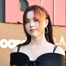 의외의 축구력을 보여준 피프티피프티 문샤넬.gif 이미지