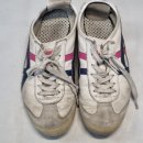 포시즌세탁소 | 신발 버리기 전에 떠올려야 할 명품운동화 수선 업체 포시즌!