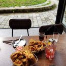 꼬꼬댁 왕후라이드 성남점 | 산성역치킨, 꼬꼬댁왕후라이드에서 가족들과 야장하면서 갈릭치킨과 닭똥집 먹은 후기