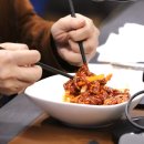 김어준 뉴스공장 &#34;김진홍 육회&#34; 만드는 방법 레시피공개(+전주 화산춘)