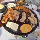 김치삼겹살 | [안산] 상록수역 맛집 싹쓰리 솥뚜껑 김치삼겹살 후기