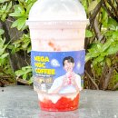 (주)초당산업 - 729 | 메가커피 여름 신메뉴 복숭아 퐁당 요거트 스무디 상큼한 음료 가격 칼로리 메뉴 추천