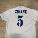 안녕하세요 베스트11 업로더 헤르초그 입니다. 레알 마드리드 100주년 유니폼입니다 이미지