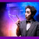 컨템포러리 미스터리 퍼포먼스 스냅 이미지