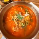 {이태원역 맛집 솔직후기} 이태원 칼국수 /보리밥 '석촌칼국수보리밥 용산점'