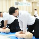 생명을 살리는 심폐소생술(CPR) 이미지