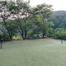 산골짜기 하얀집 이미지