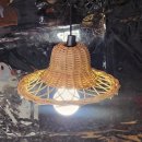 라탄 전등갓 짜기 이미지