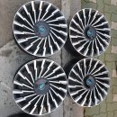 그랜저 GN7 19인치 블렉 폴리쉬 번개휠 한대분 판매 이미지