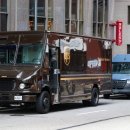 아마존, 페덱스, US Postal Service 준비, 잠재적인 UPS 파업 직기 UPS Teamsters가 파업할 경우 물류 시스템 이미지