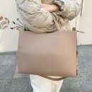 유엠뉴욕 깃털백 점보 코튼베이지 여자 노트북 가방 추천