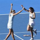 2011 호주오픈 테니스대회 여자복식 우승 ----- 둘코,페네타 (준우승 키릴렌코,아자렌카) 이미지