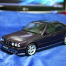 E34 M5 purple 이미지