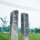 남원 만복사지 당간지주 이미지