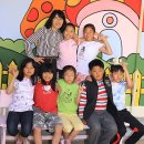 동이초등학교 우산분교 4학년 학생들과 이영숙 교사 이미지