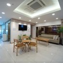 신사역 4번출구 앞 이미지