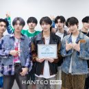 엔하이픈, 'MANIFESTO : DAY 1'으로 최소연차 밀리언 셀러 + 한터차트 초동 밀리언 인증패 수상 (한터차트 공식) 이미지