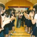 敎學相長 41年, 學生들과 離別의 送別會 이미지