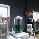 JS 합성오일 전문점 이미지