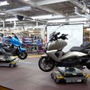 BMW C600S &amp; C650GT on the assembly line. 이미지
