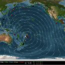 일본 쓰나미 경보상황 및 위성으로 관측된 해저화산 폭발장면 이미지