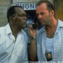 지하철 환풍구 옆 이미지