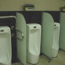 오마이뉴스 - 팬들은 깨끗한 화장실을 원한다 이미지