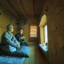 일상의 각별한 기행 이미지