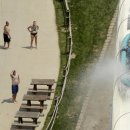 Lawmaker's young son dies on 'world's largest' water slide by Associated Press 이미지