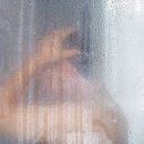 건강 망치는 잘못된 샤워습관 3가지 이미지