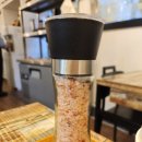 미소짓는 돈까s집 이미지