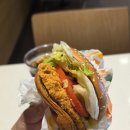 맥도날드 진주칠암DT점 | 맥도날드 신메뉴 고추치킨버거 가격과 맛 후기