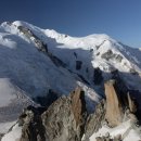 Le mont Blanc mesure désormais 4 805,59 mètres, selon la dernière évaluatio 이미지