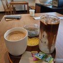 마니에르 | 구미 금리단길 카페 책읽기 좋은 '마니에르' 내돈내산 후기