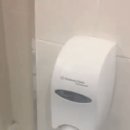 화장실 비누 기계 이미지