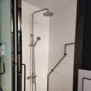 모자이크 어거스트 이미지