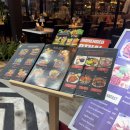 통통(Tong Tong) | 푸켓 빠통비치 깔끔한 현지인 맛집 Oasis all day eatery 팟타이