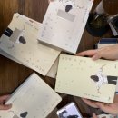 개를 미용하는 남자 | 『돌이킬 수 있는』 여기, 그리고 당신이 모르는 이야기