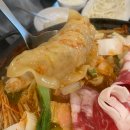 팔현만두 이미지