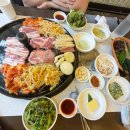 고향솥단지삽겹살 | [감삼동 솥뚜껑 삼겹살] 밑반찬이 맛있는 고향솥단지삼겹살
