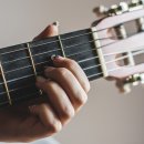 클래식기타 이미지