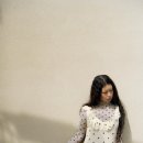 도트 무늬 유행을 이어가는 자라 신상 옷 이미지