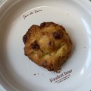 콤마커피앤비어 | [해운대카페/해운대맛집]로우앤스윗 로스터리 테라스 있는 해리단길카페 디저트 솔직후기